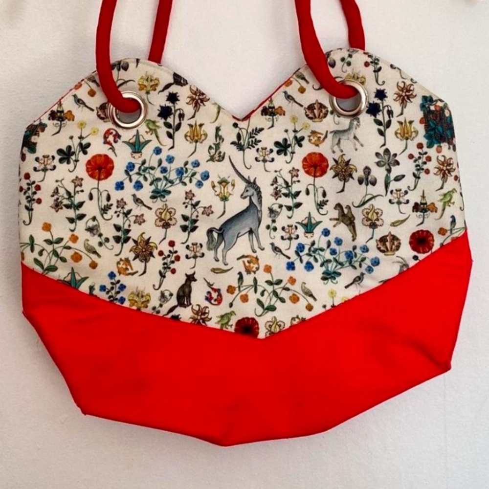 🌹 Samantha Pleet 🌹 Illuminated Unicorn Tapestry ✨ Heart Purse - Picture 4 of 5